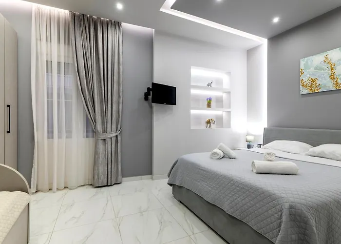 Апартаменты Reborn Luxury