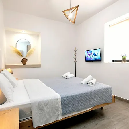Reborn Luxury Apartment Rhodes City