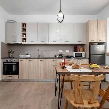 Reborn Luxury * Rhodes City