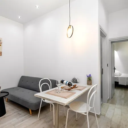 Reborn Luxury Apartment Rhodes City