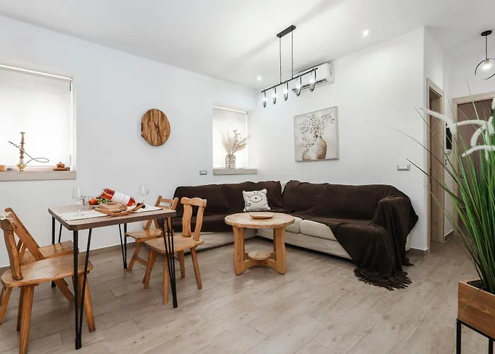 Reborn Luxury Apartamento