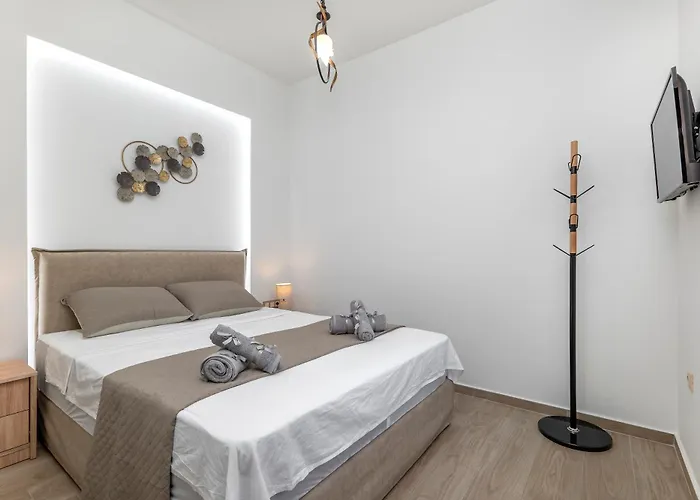 Apartamento Reborn Luxury Rhodes City