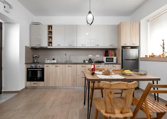 Reborn Luxury * Rhodes City