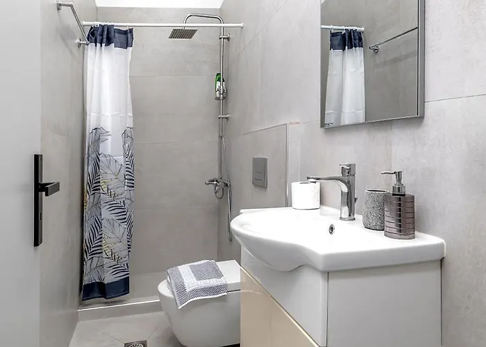 Reborn Luxury * Rhodes City