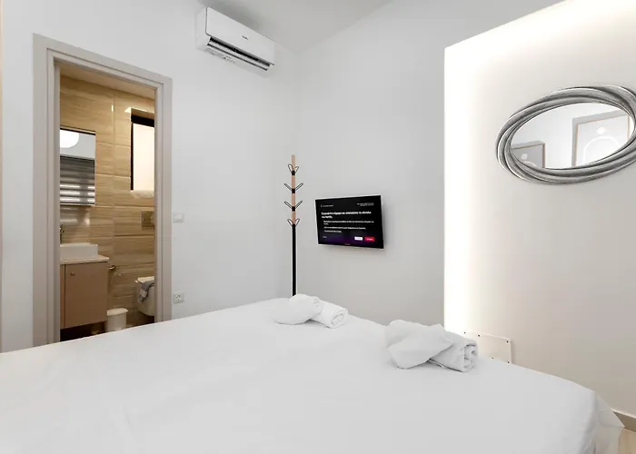 Reborn Luxury * Rhodes City