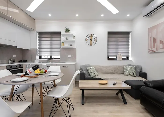 Reborn Luxury Apartamento *