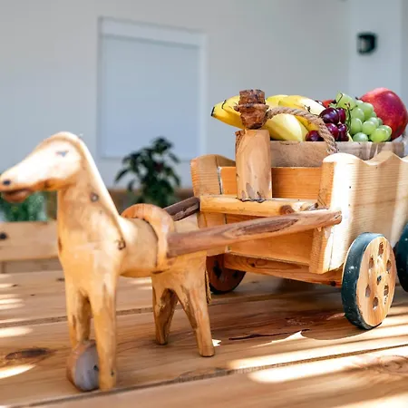 Reborn Luxury * Rhodes City